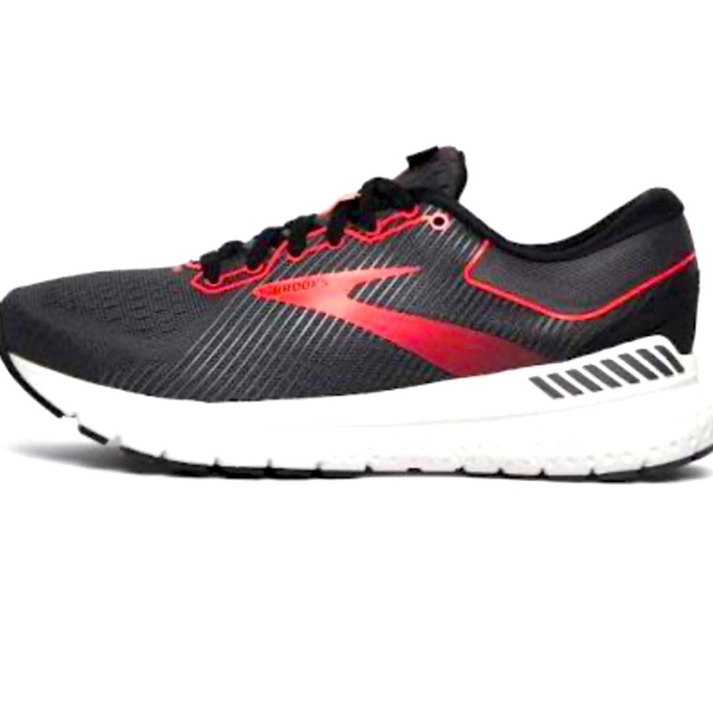 Brand New Condition Brooks Transcend 7 Women Size 10